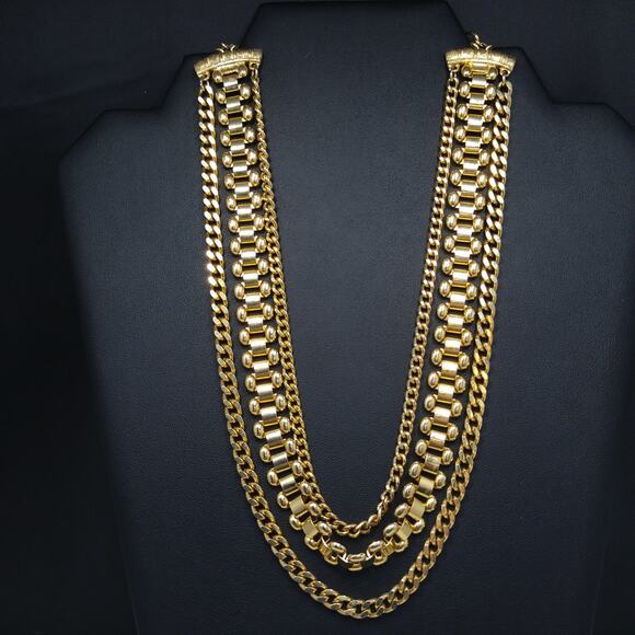 Coro Egyptian Revival Three Strand Necklace, Book Chain Center, 1950s Vintage - Picture 4 of 10